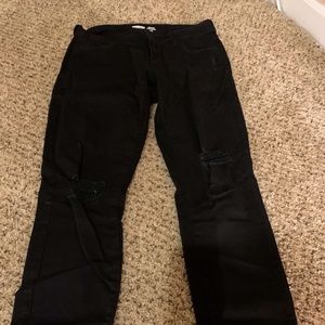 Old Navy black distressed skinny jeans NWOT